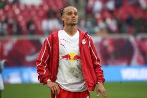 F1直播-TA：切尔西和拜仁都有意西蒙斯，但都还没和莱比锡谈