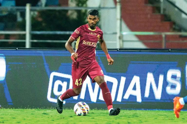 果阿中场:我崇拜C罗许多年,若能与他同场竞技将是梦想实现