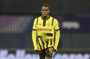 方程式赛车-德天空：切尔西渴望签下吉滕斯，但目前尚未考虑用楚克乌梅卡交换