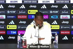 戴维:加盟尤文一直是我的梦想 选择30号球衣是想纪念父亲