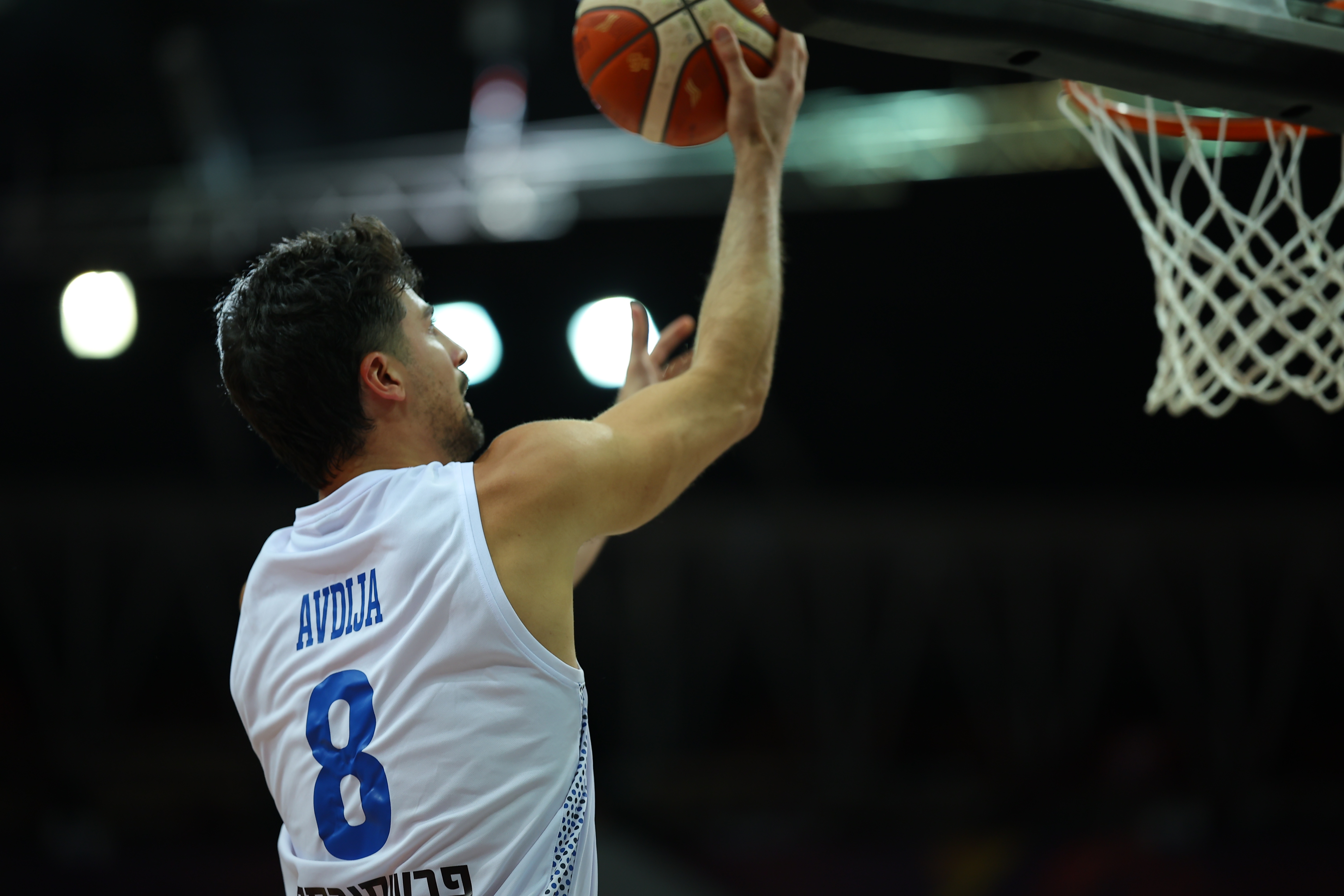 注册观看-攻防俱佳!阿夫迪亚10中7&三分4中3拿到23分 另有8篮板5抢断