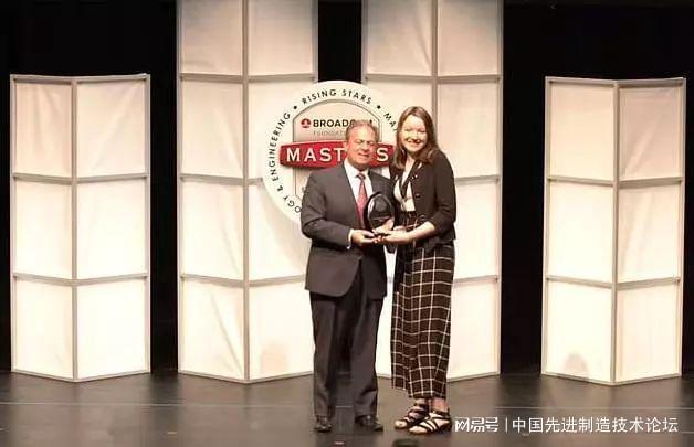 注册观看-汽车A柱视野盲区大难题，竟被美国一14岁姑娘轻松解决！