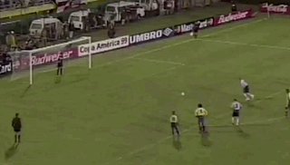 1728458247590083439.gif 注册观看-别迷信“职业”人士,点球被他们玩成了奇葩…