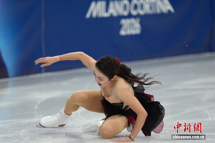 方程式赛车-（米兰冬奥会）花样滑冰团体赛：隋文静/韩聪出战双人滑短节目|AC米兰|米兰冬奥会花样滑冰团体赛|滑冰馆|双人滑短节目比赛|米兰滑冰馆_新浪体育_新浪新闻